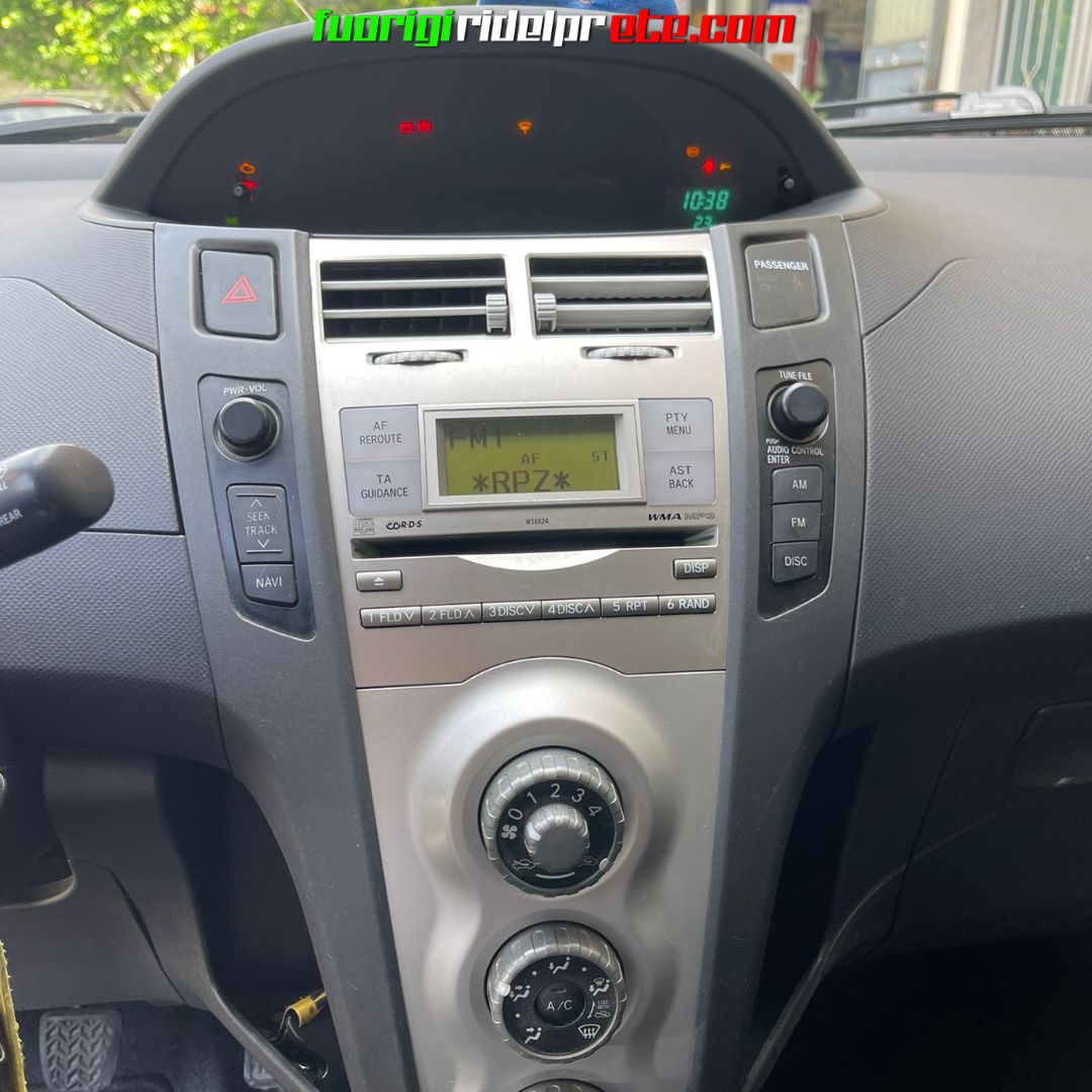 TOYOTA YARIS - 2009 1.4 D4D 90cv KM 150000 - FINANZIABILE