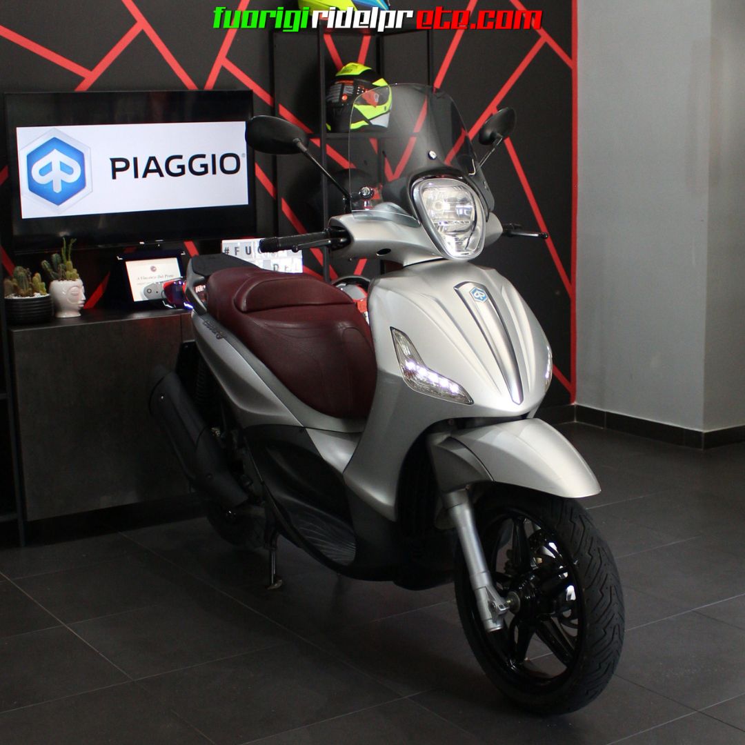 PIAGGIO BEVERLY 350 SportTouring ie - 2012 34cv KM 35000 - FINANZIABILE
