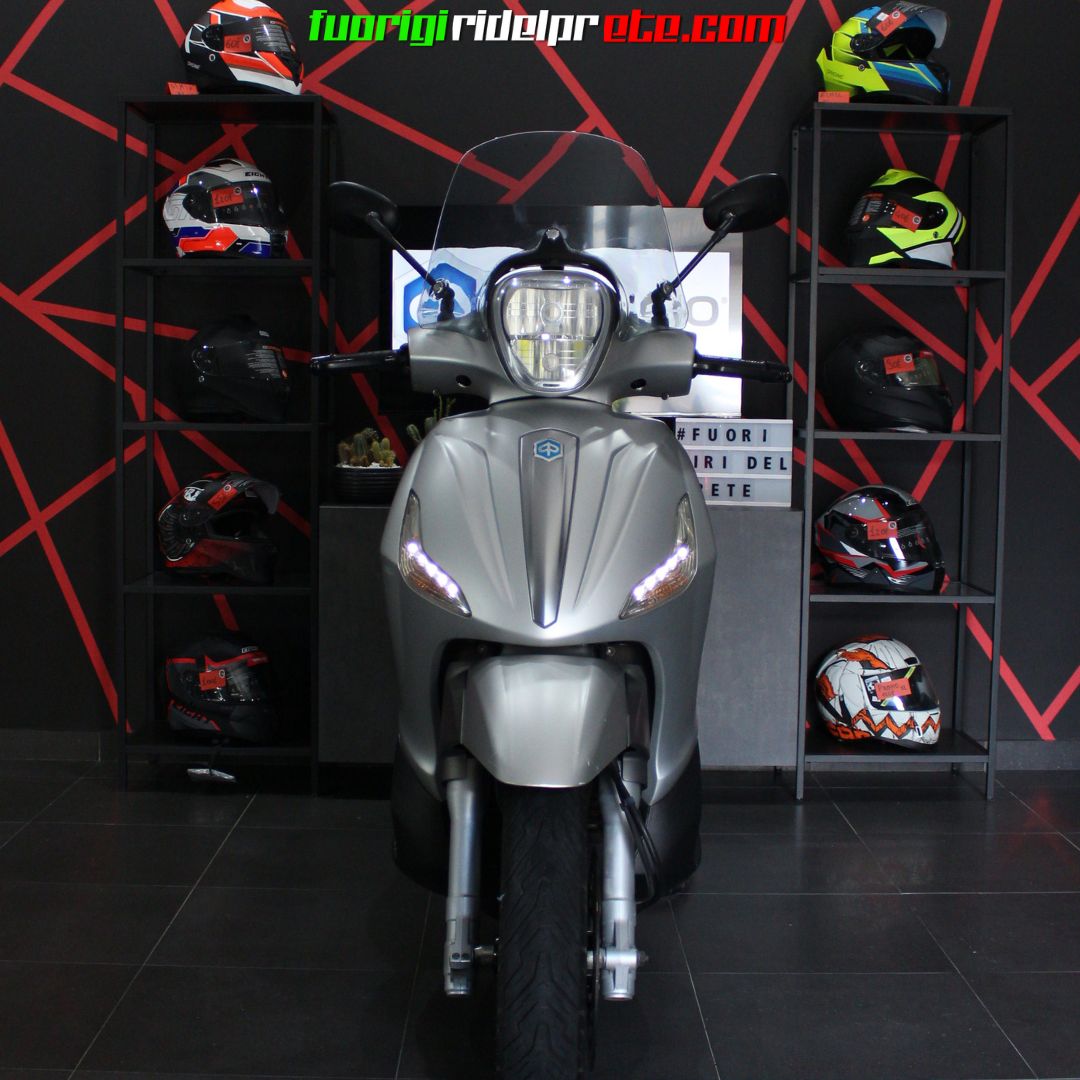 PIAGGIO BEVERLY 350 SportTouring ie - 2012 34cv KM 35000 - FINANZIABILE