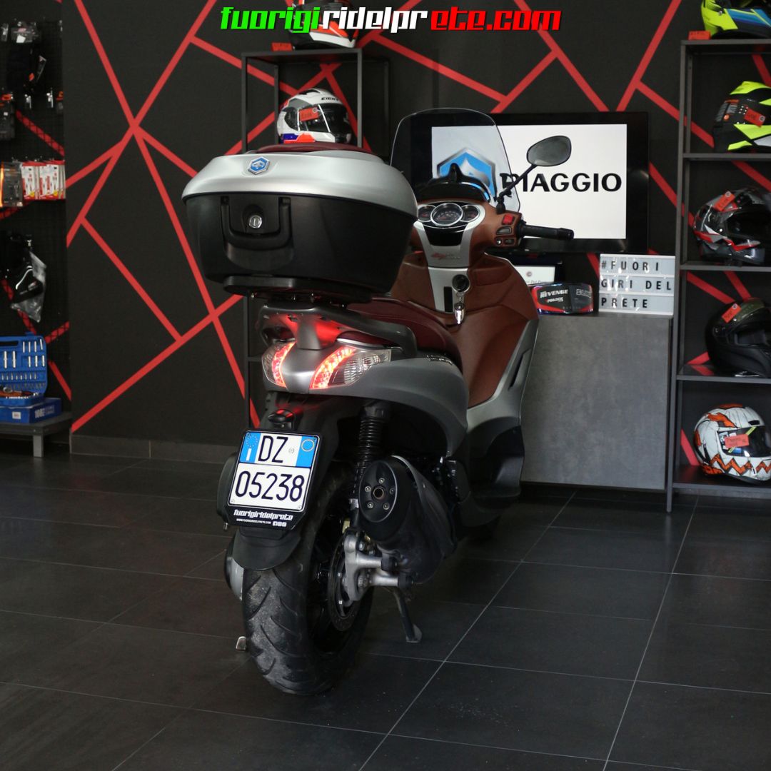 PIAGGIO BEVERLY 350 SportTouring ie - 2012 34cv KM 40000 - FINANZIABILE