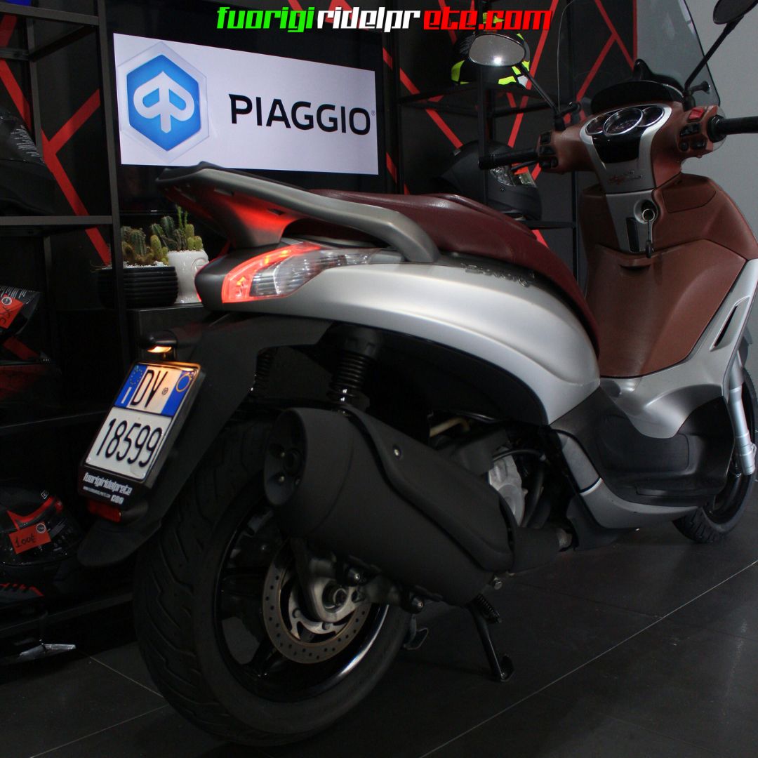 PIAGGIO BEVERLY 350 SportTouring ie - 2012 34cv KM 35000 - FINANZIABILE