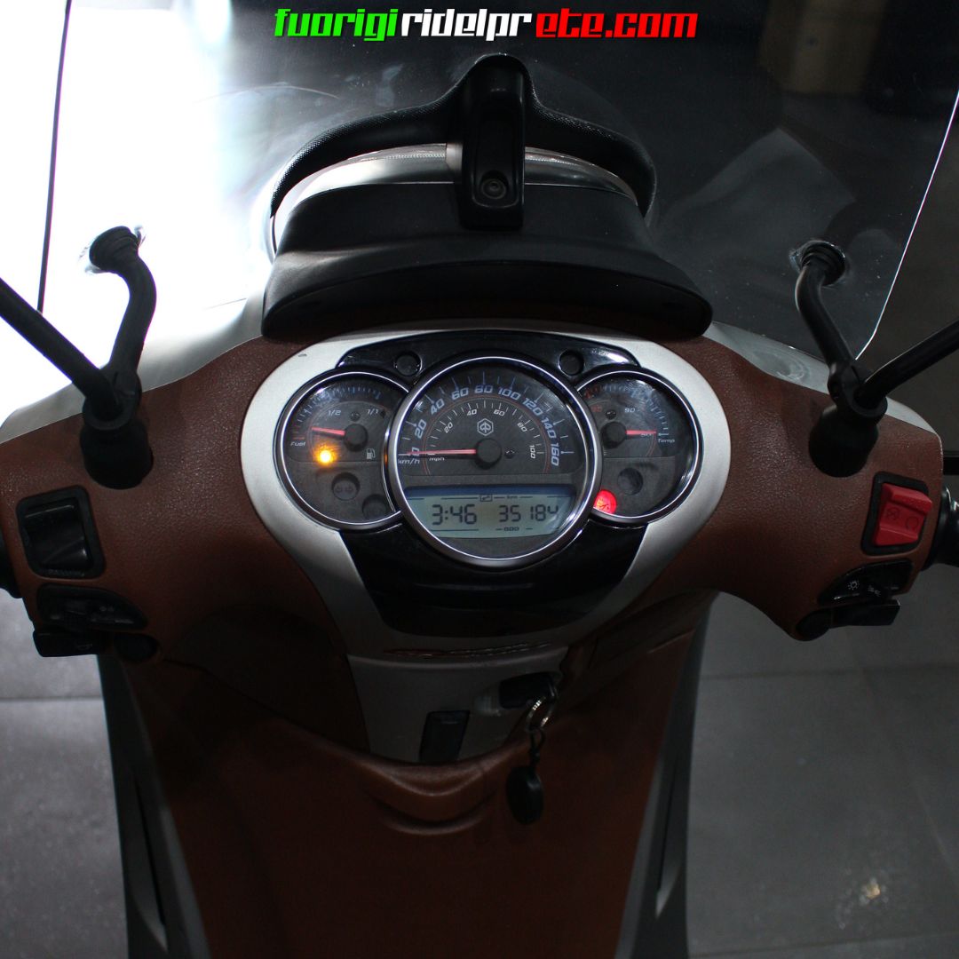 PIAGGIO BEVERLY 350 SportTouring ie - 2012 34cv KM 35000 - FINANZIABILE