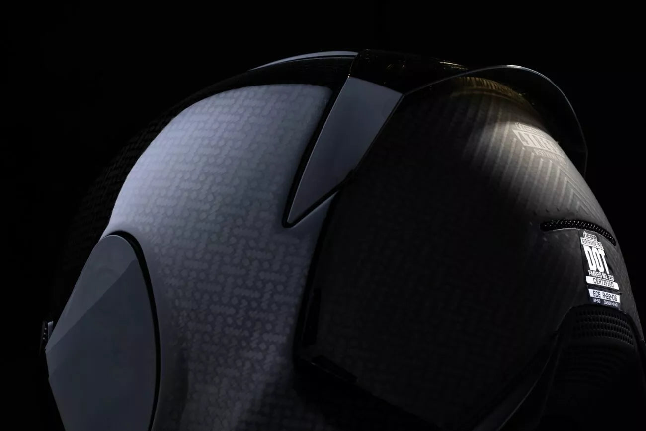 CASCO INTEGRALE - ICON AIRFRAME PRO CARBON 4 TRESS - OMOLOGATO ECE 2206 CARBONIO