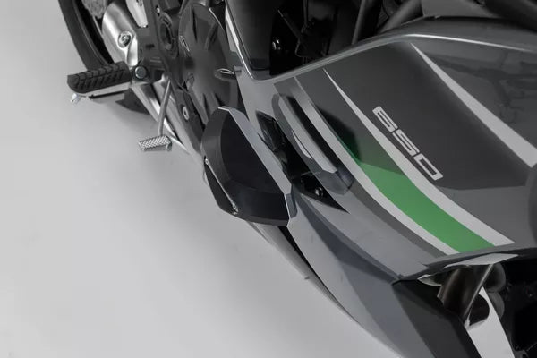 SW-MOTECH - KIT TAMPONI DI PROTEZIONE PER TELAIO NERO KAWASAKI NINJA 650 (16-)