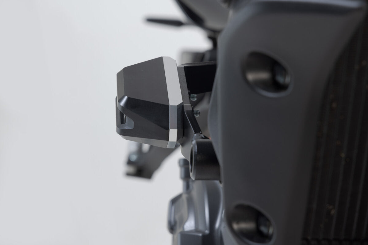 SW-MOTECH - KIT TAMPONI DI PROTEZIONE PER TELAIO NERO YAMAHA MT-07 (14-) / MT-07 Tracer (16-)