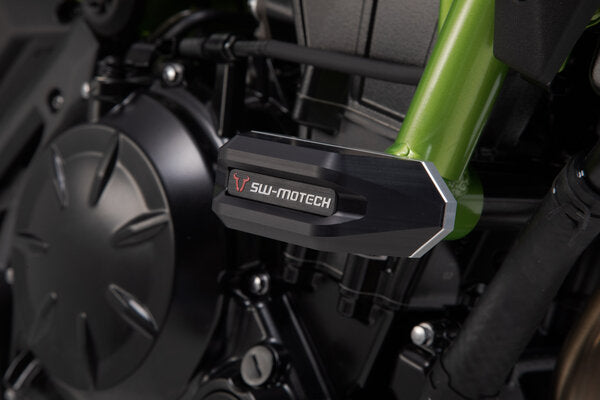 SW-MOTECH - KIT TAMPONI DI PROTEZIONE PER TELAIO NERO KAWASAKI Z650 (16-) / Z650RS (21-).