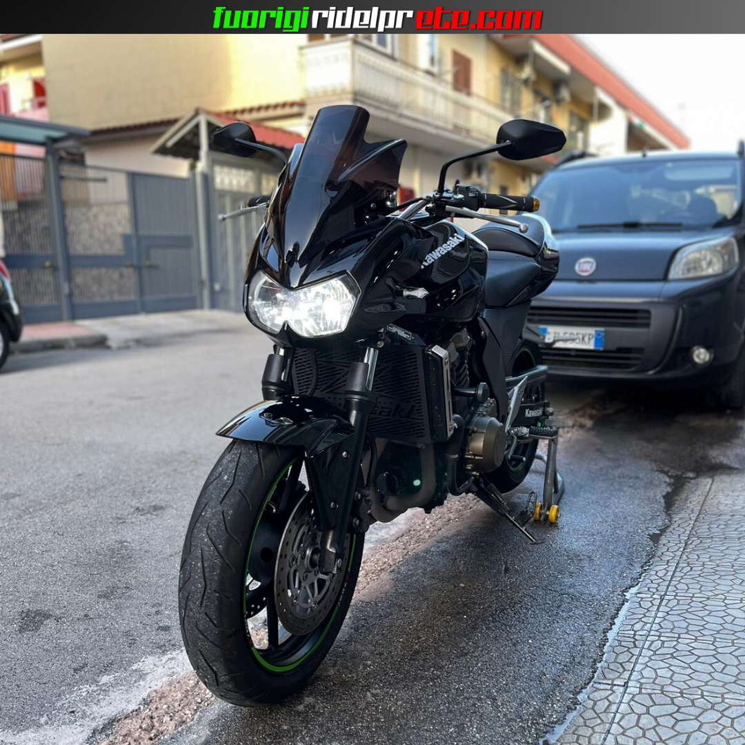 KAWASAKI Z750 2005 - FINANZIABILE