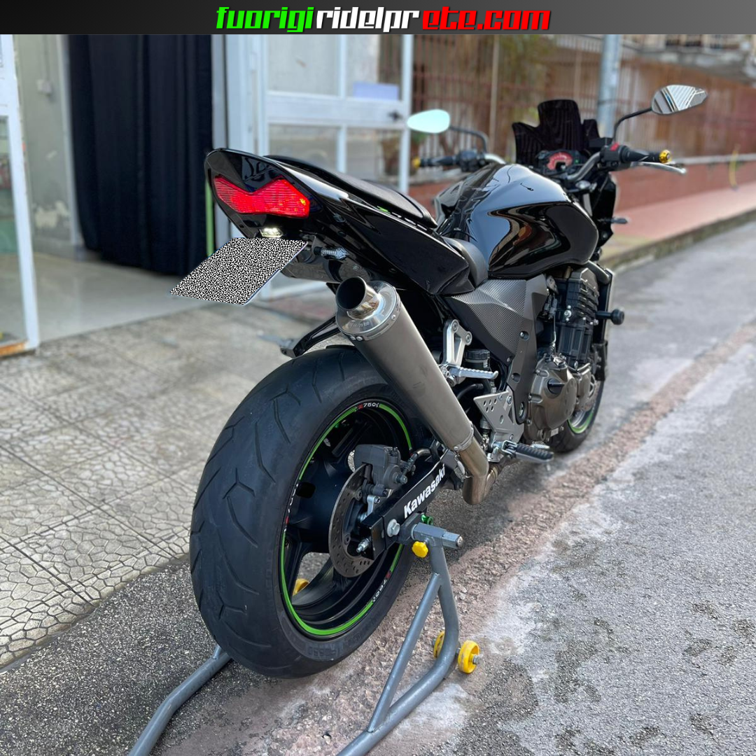 KAWASAKI Z750 2005 - FINANZIABILE