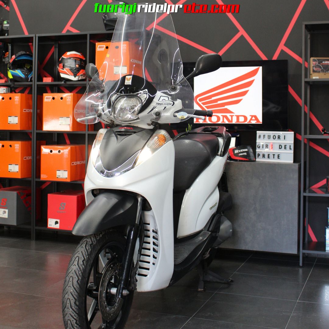 HONDA SH 300 i SPORT - 2010 27cv KM 38000 - FINANZIABILE