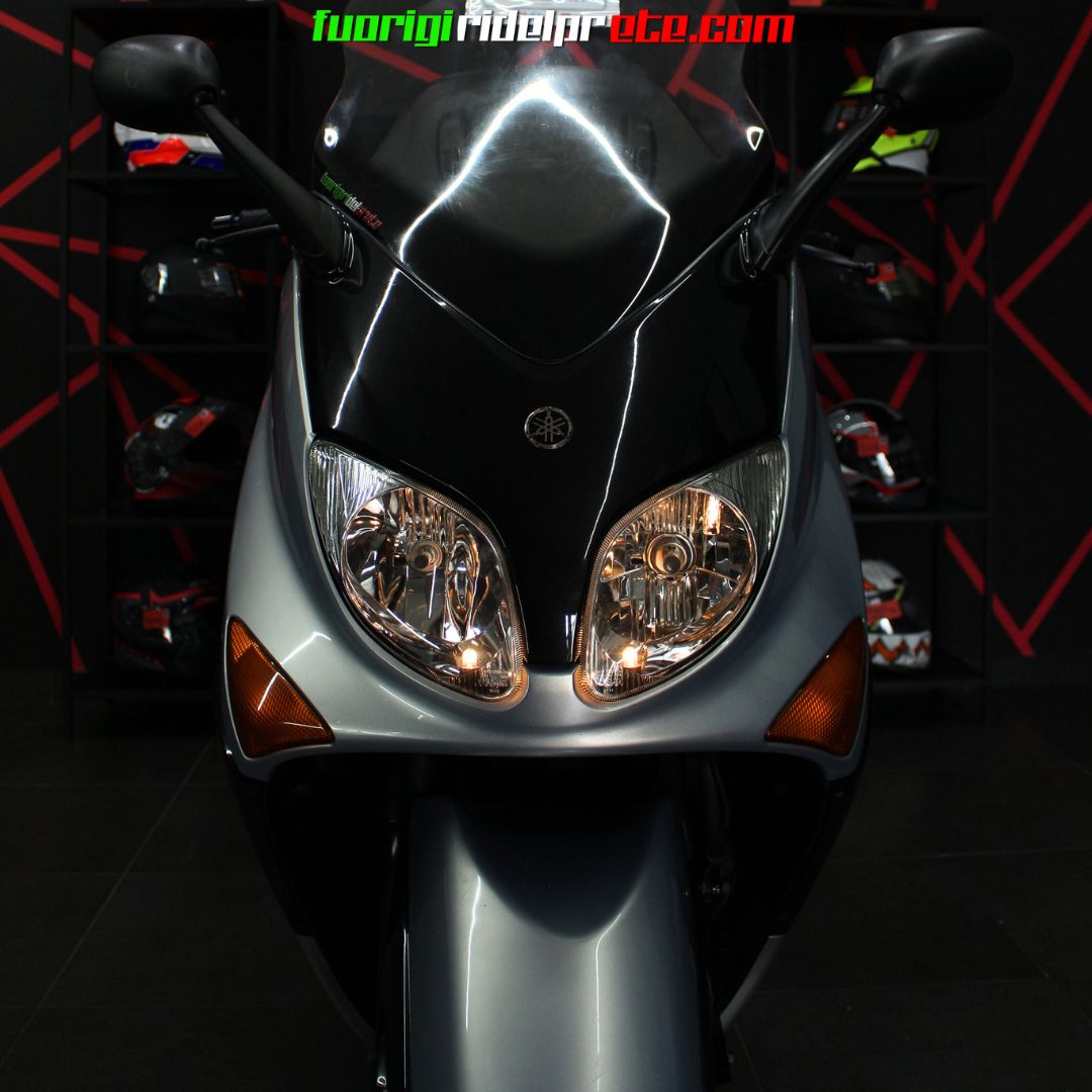 YAMAHA T-MAX 500 - 2001 34cv KM 83000 - FINANZIABILE