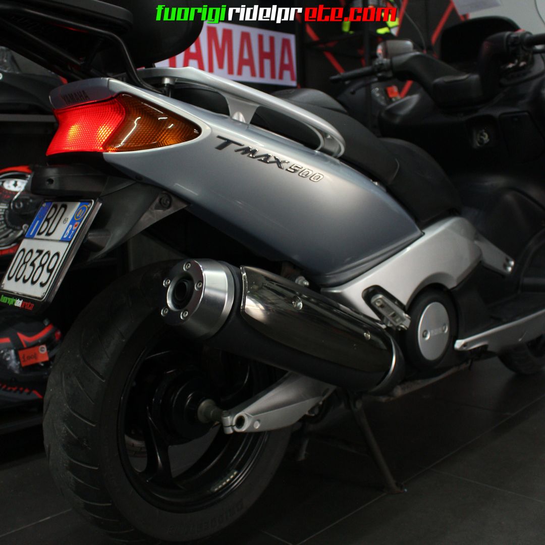 YAMAHA T-MAX 500 - 2001 34cv KM 83000 - FINANZIABILE