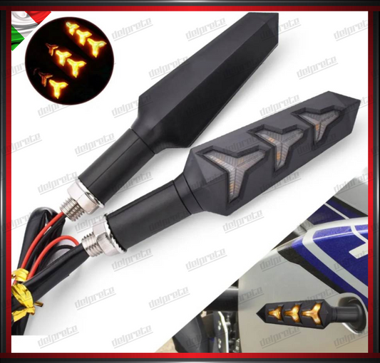 COPPIA FRECCE MOTO LED CON ACCENSIONE DINAMICA SEQUENZIALE ARANCIONE UNIVERSALI