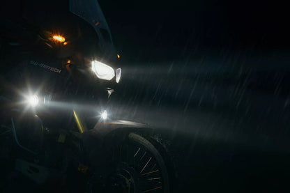 SW-MOTECH - KIT FARETTI EVO FOG LIGHT NERO YAMAHA XT 1200 Z SUPER TENERE' (14-)